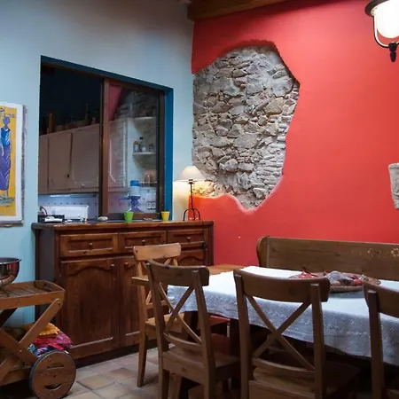 Casa Xesca * Пинеда-де-Мар